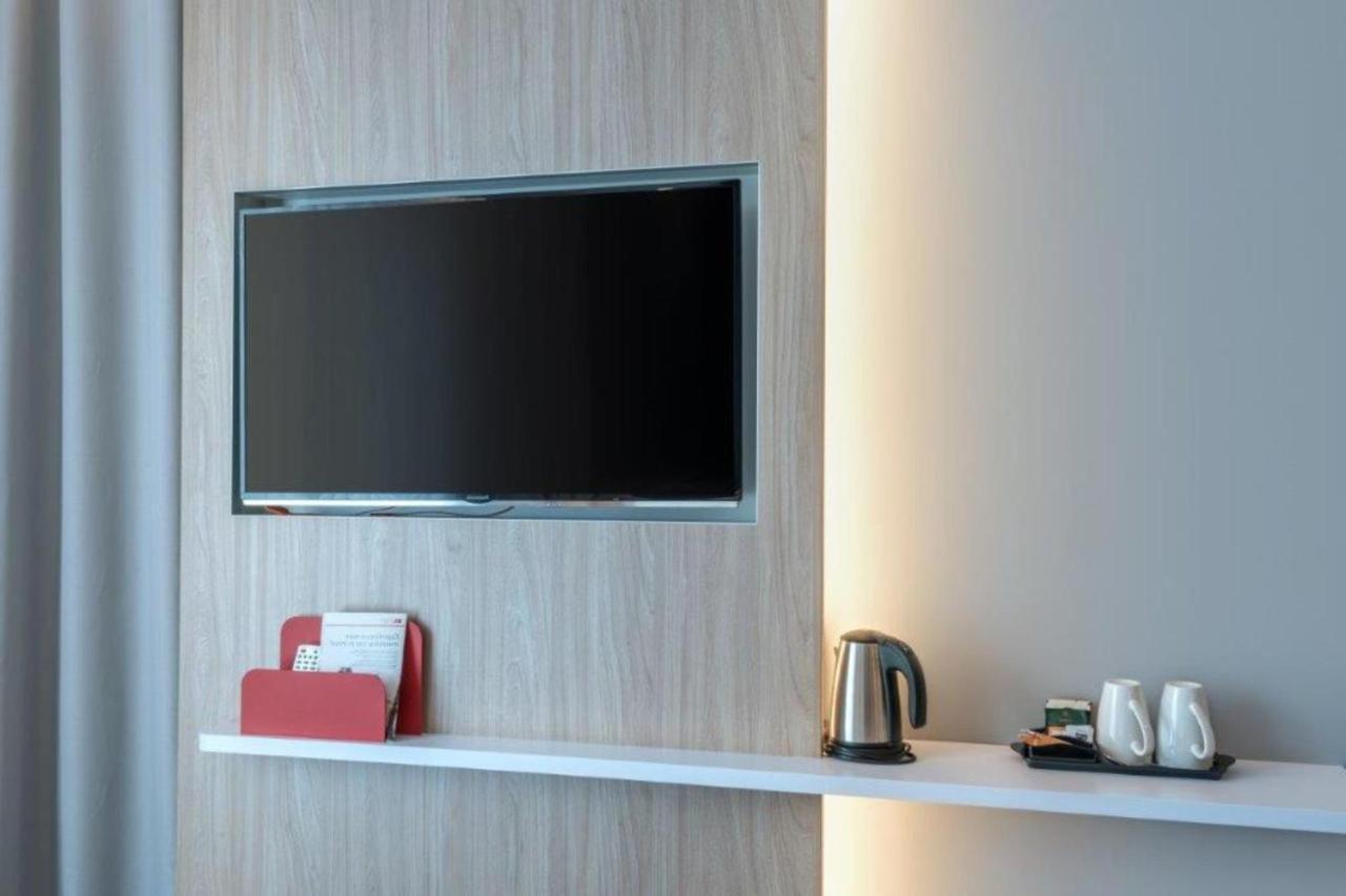Express By Ihg 3*
