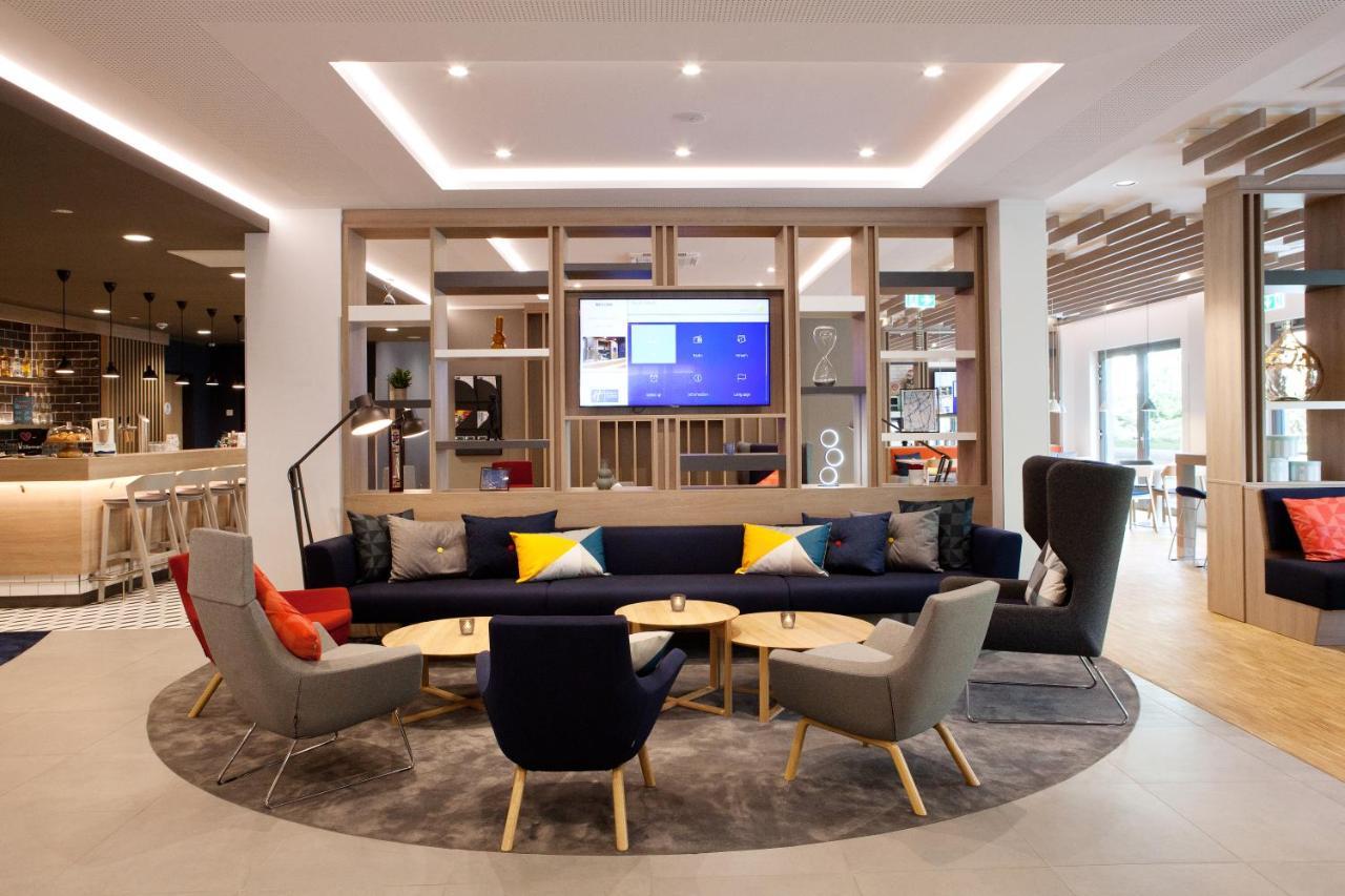 Express By Ihg Hotel 3*